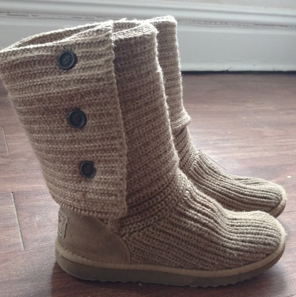 Ugg Boots - Picture 3 of 4